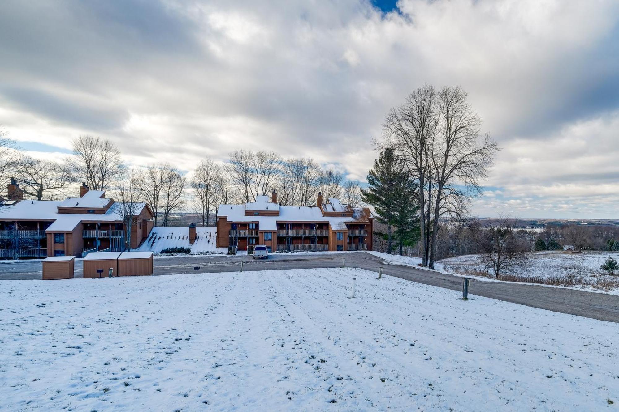 Bellaire Condo - Walk To Shanty Creek Resort! Exteriör bild
